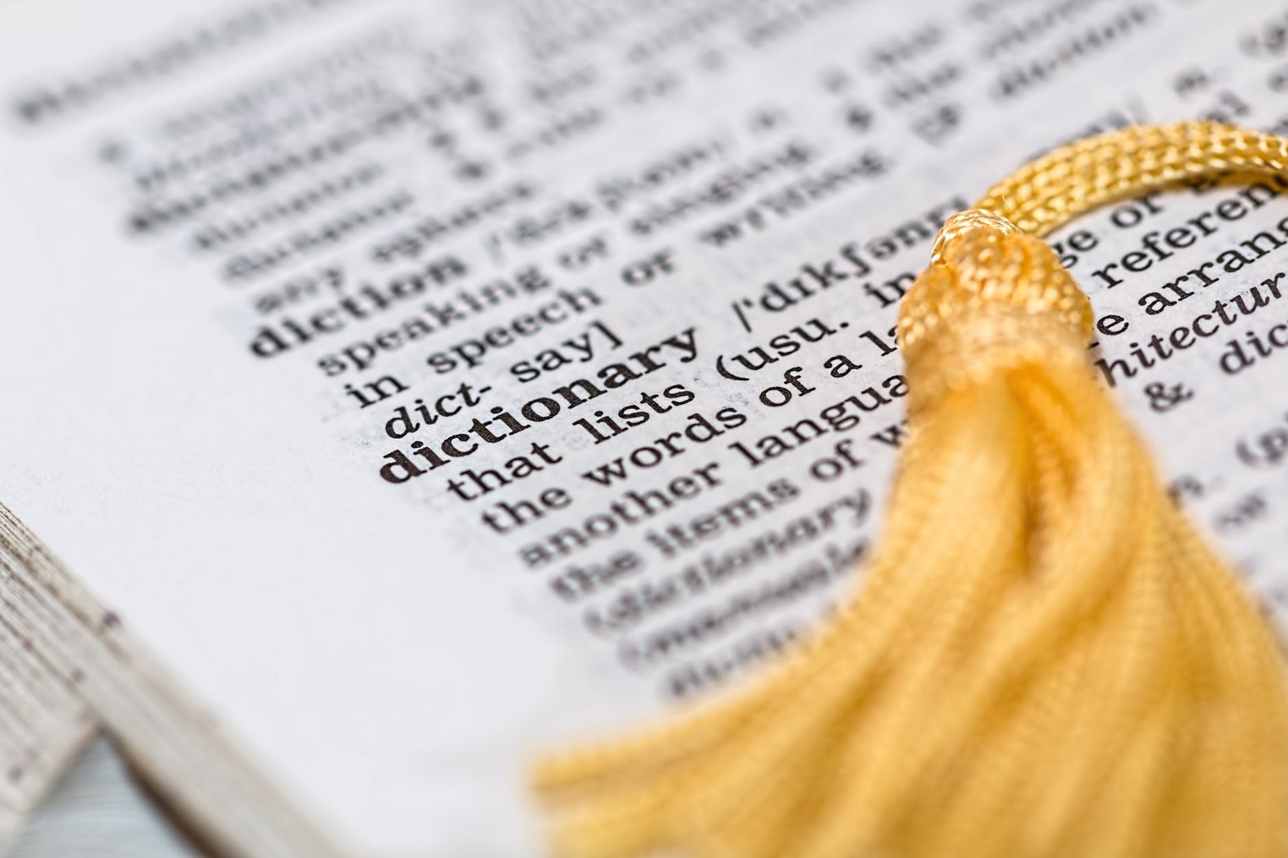 [Diary] These Dictionaries are Necessary for Your Vocabulary Building