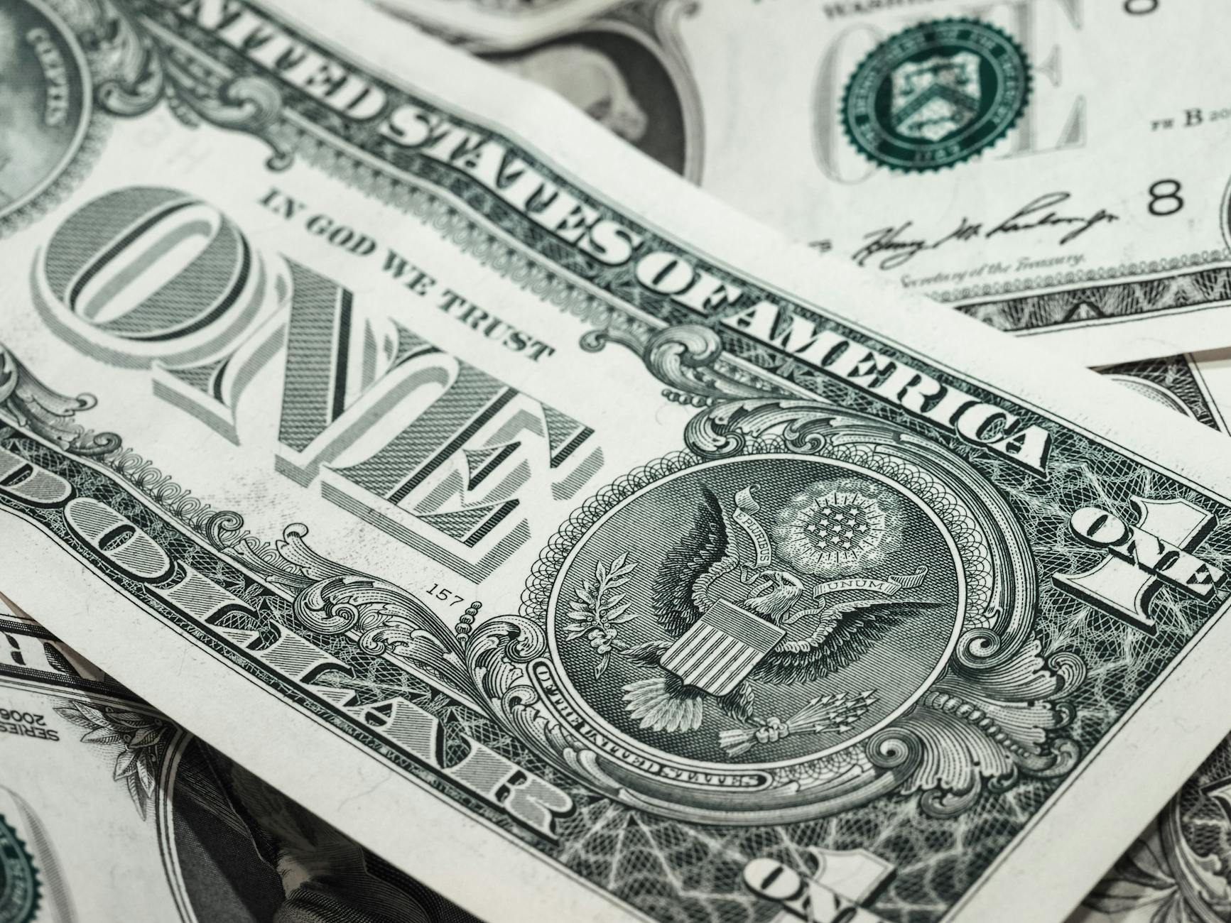 [Literature] My Bank Account by Stephen Leacock