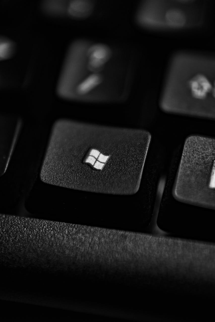 How to Become an IT Guru? Book Review of Source&nbsp;Code